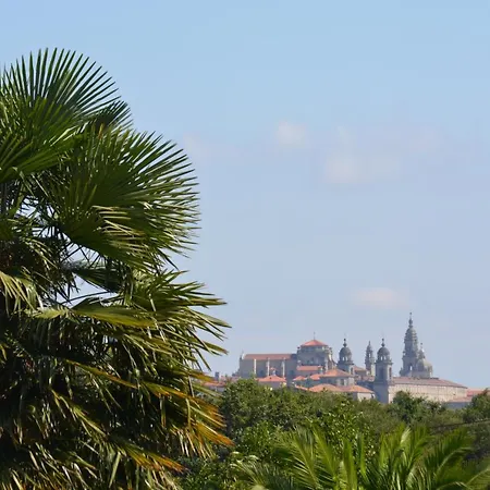 Compostela - Bosque Encantado サンティアゴ・デ・コンポステーラ